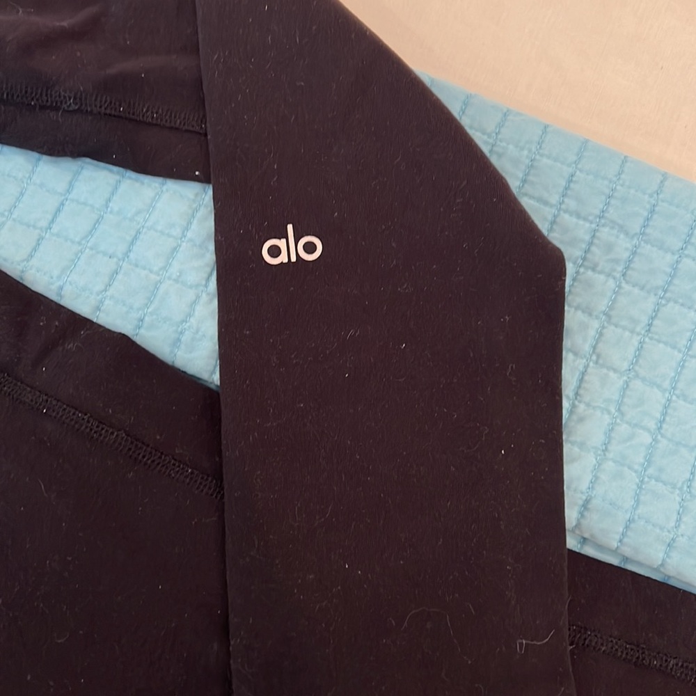 black alo leggings - Picture 2 of 2